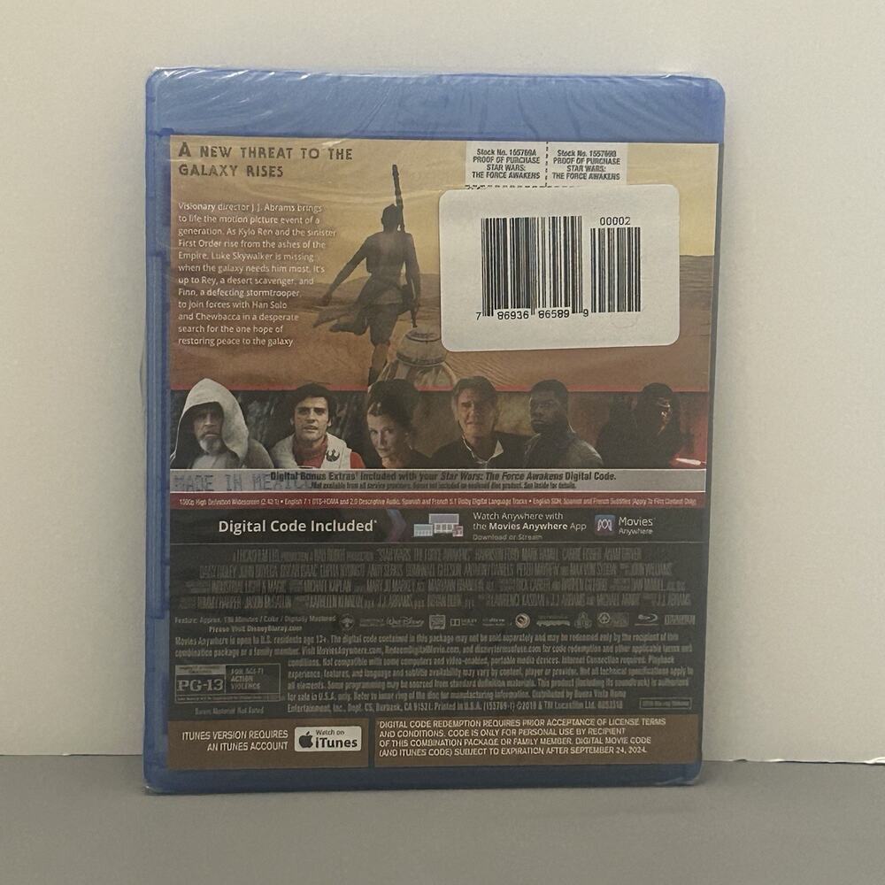Star Wars The Force Awakens Blu ray Includes Digital Code Disney Lucasfilm - Picture 3 of 4